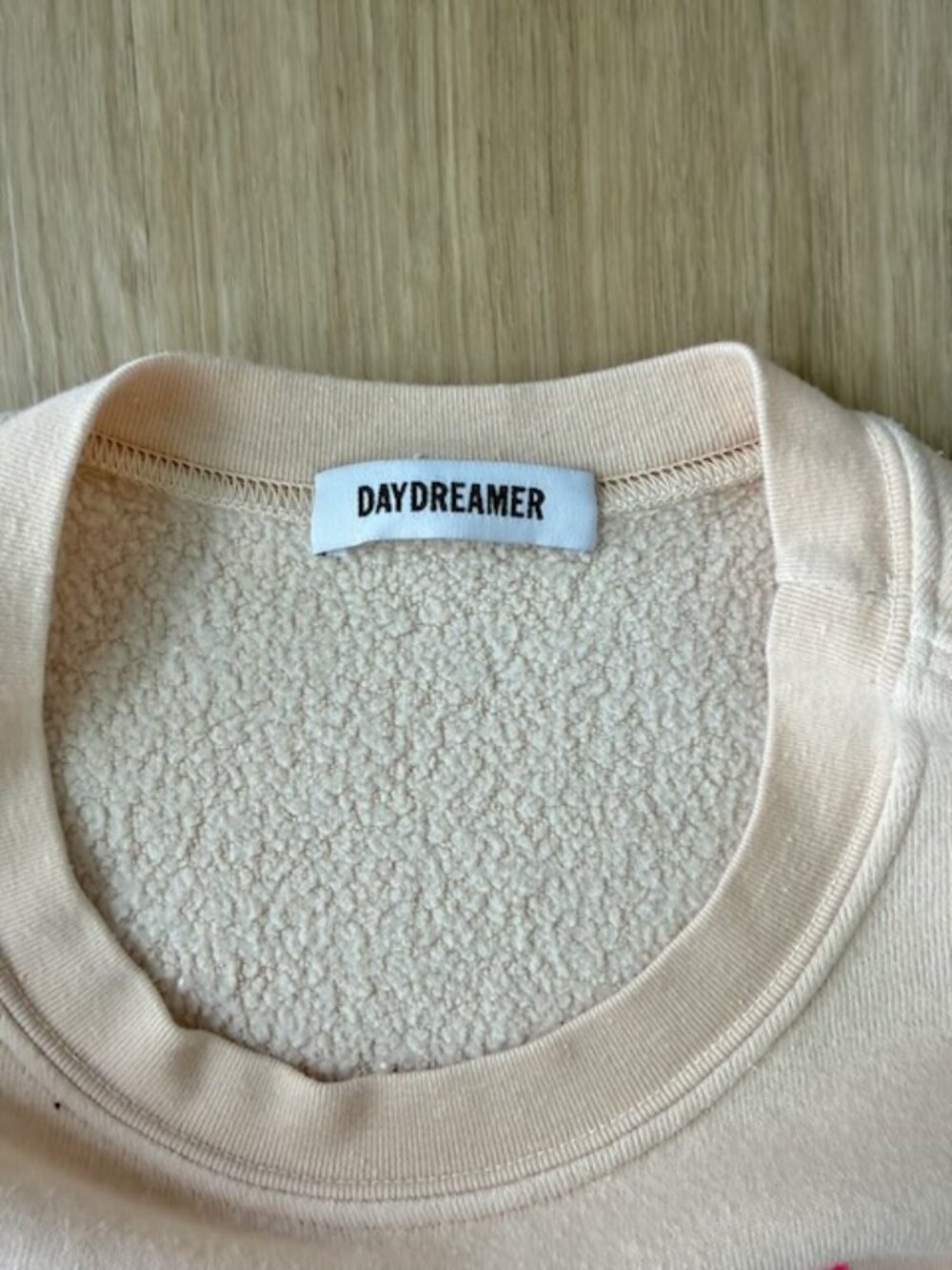 Daydreamer Shania Twain Crewneck Sweatshirt OS - Picture 3 of 6